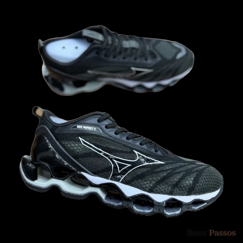 Mizuno Wave Prophecy 11